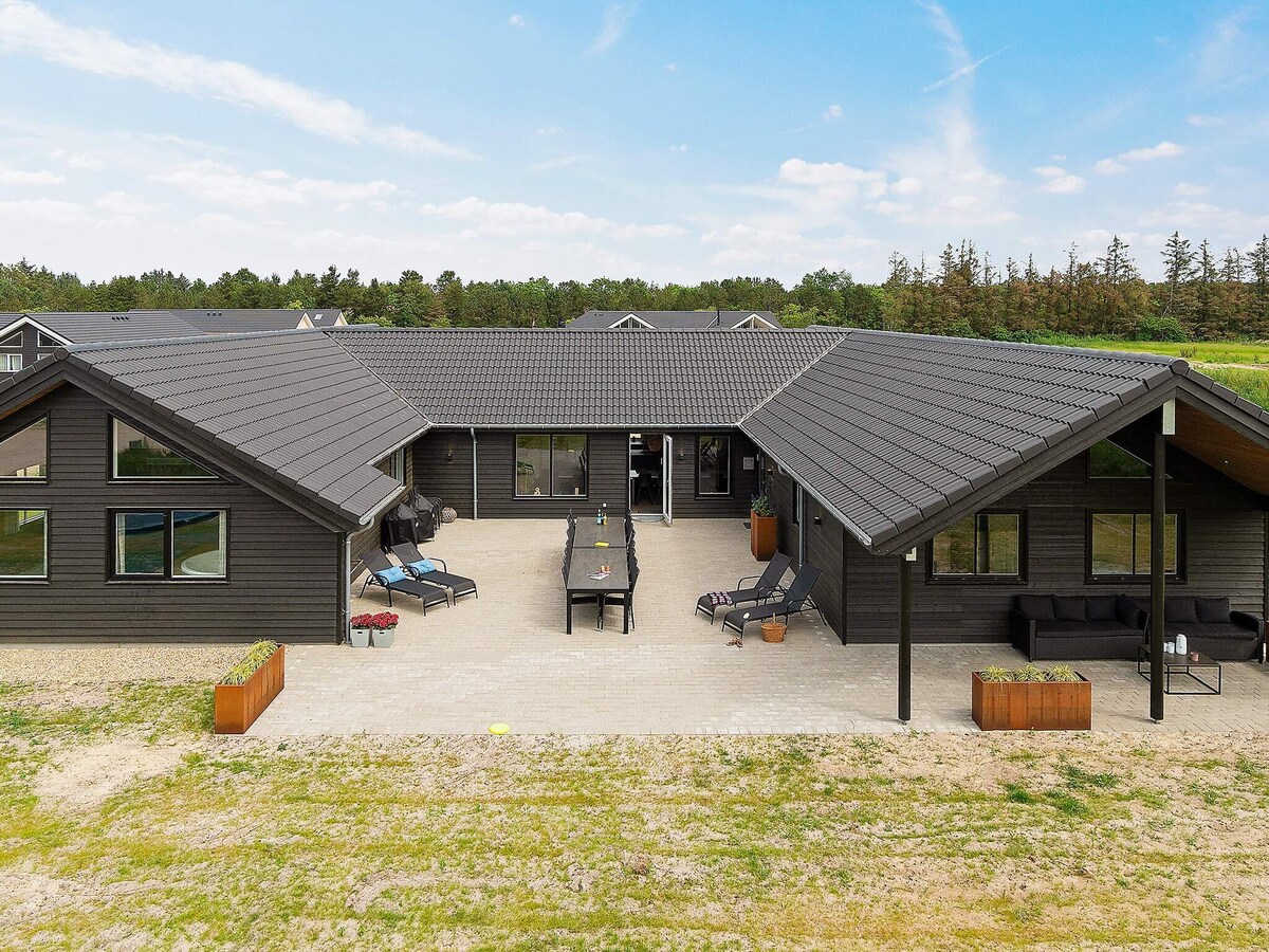 Ruim vakantiehuis in Nørre Nebel voor 20 personen met wellness · 256 m²