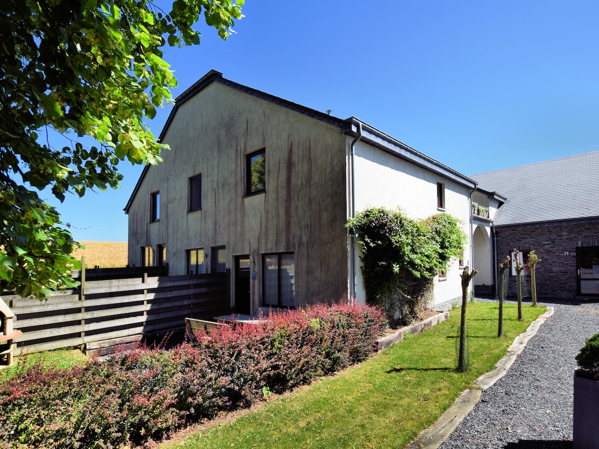 Rustig vakantiehuis La Maison du Gnome in Houffalize in Houffalize