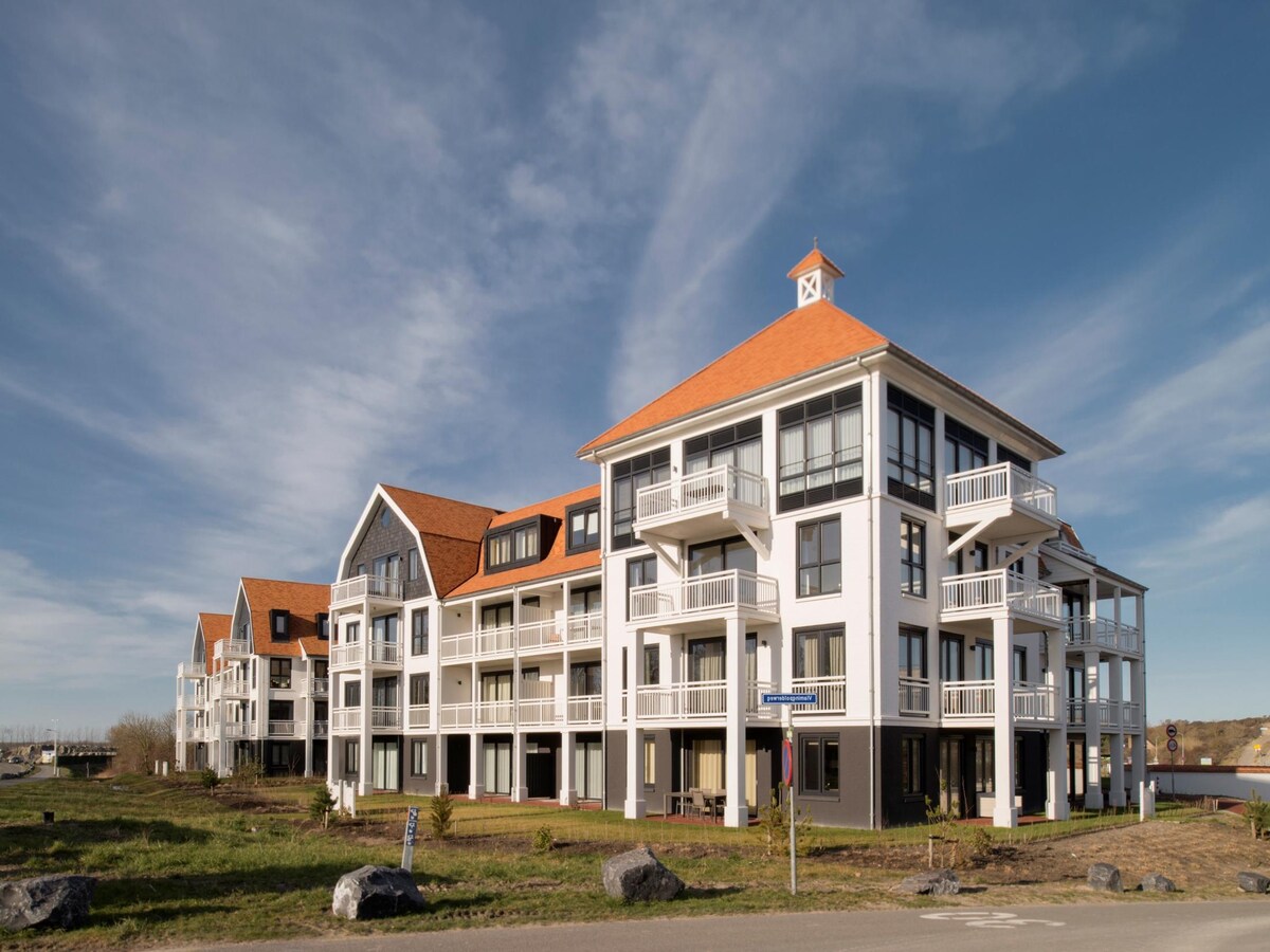 Aan zee: Stijlvol en ruim penthouse in Cadzand-Bad in Nederland