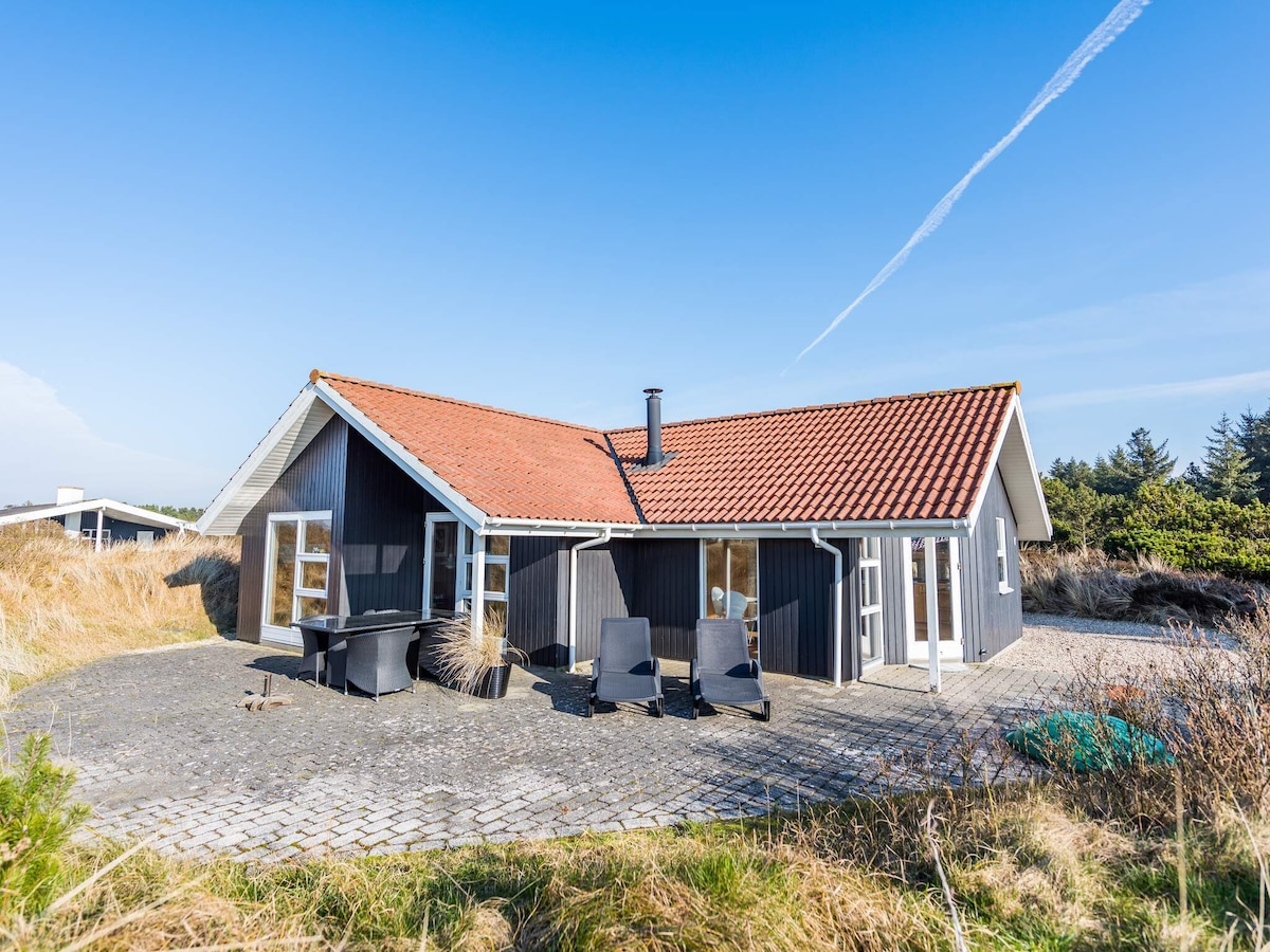 Op 1,0 km van het strand: gezellig vakantiehuis in Henne in Henne
