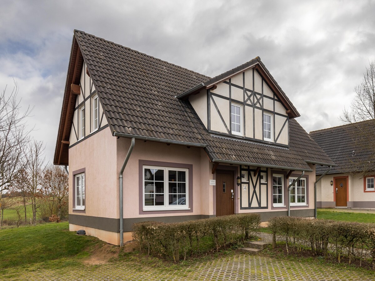 Ruim vakantiehuis in Cochem voor 14 personen met sauna in Duitsland
