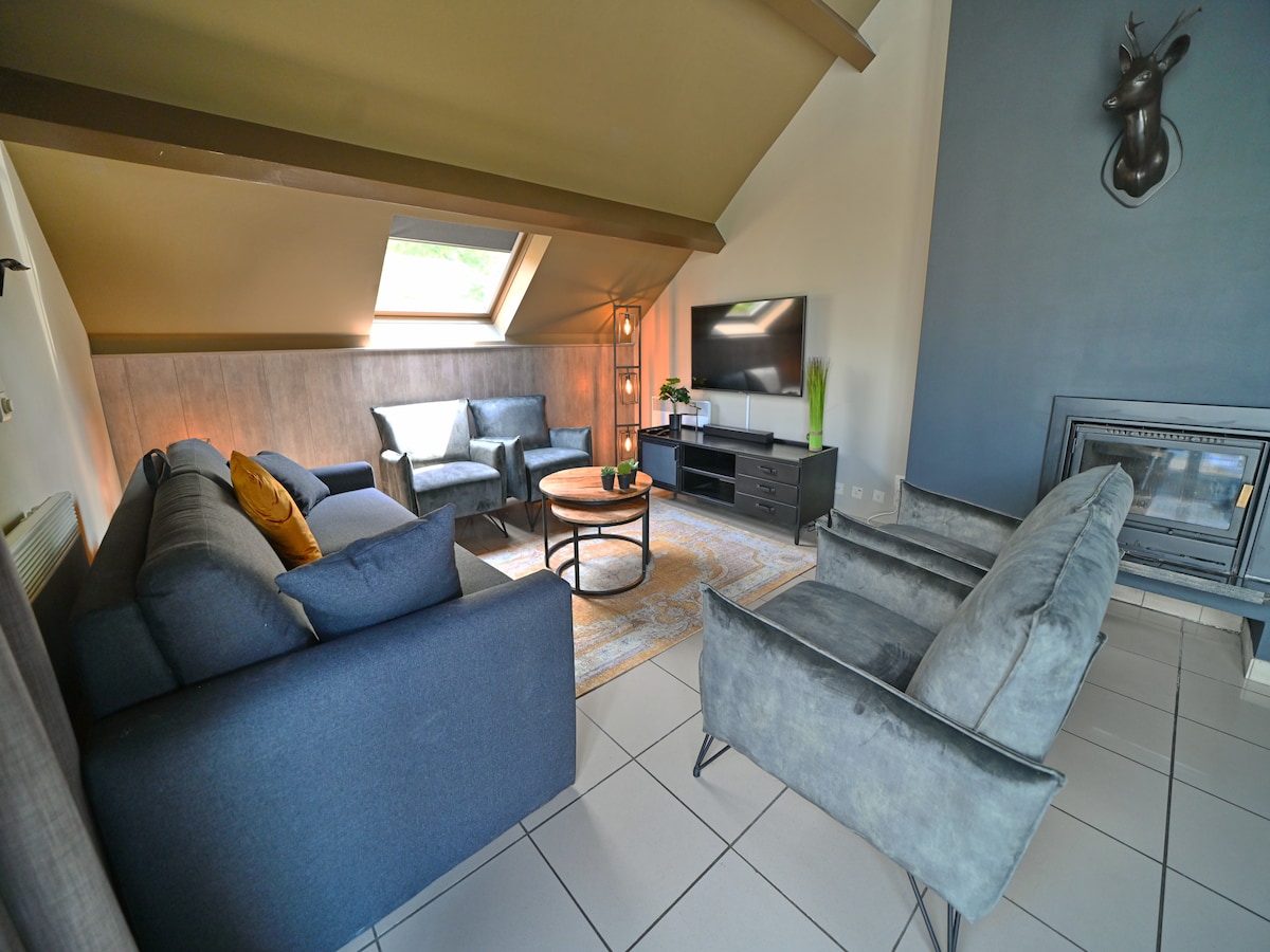 8-persoons appartement met gashaard en bubbelbad in Durbuy