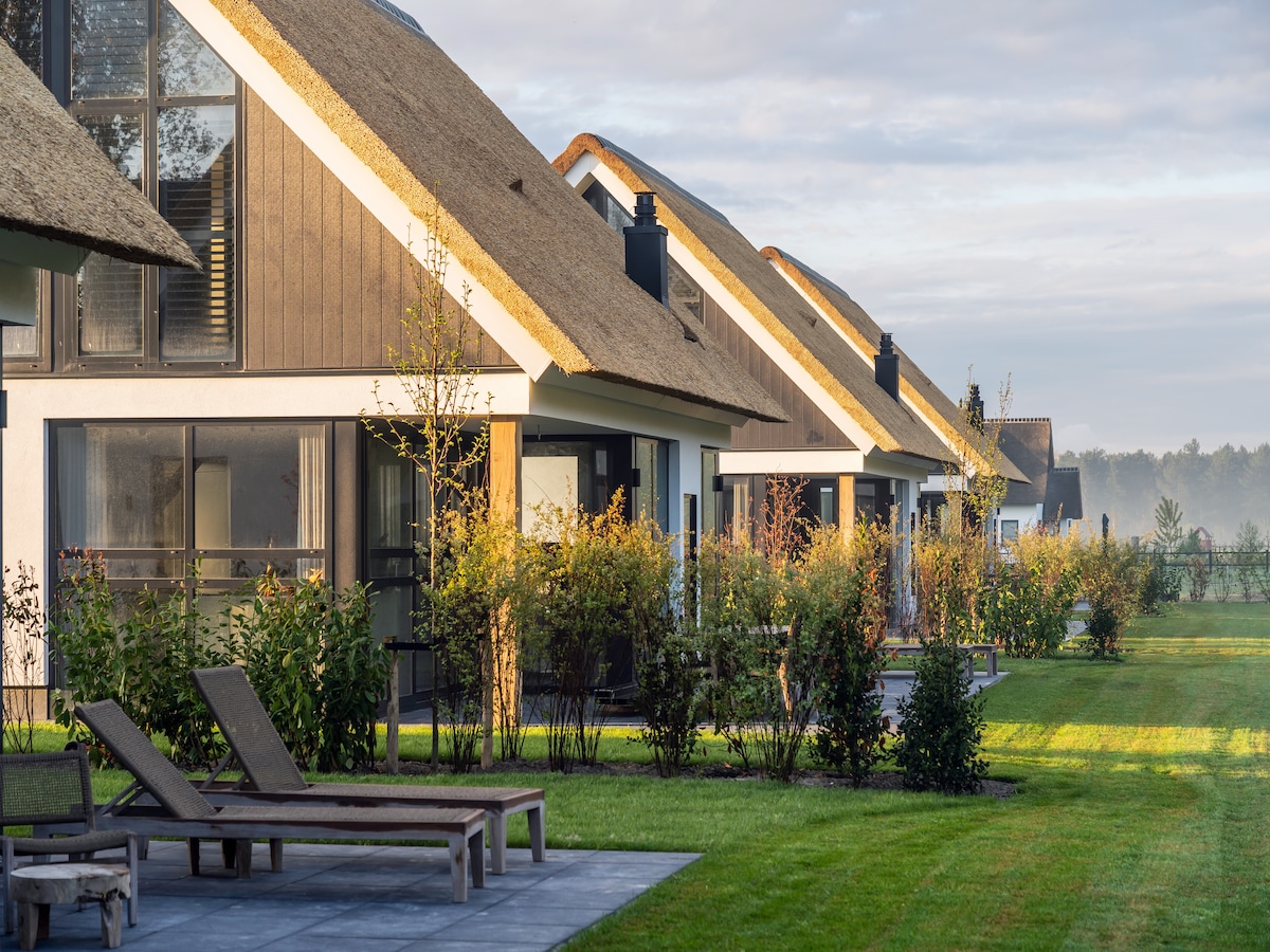 Op 1,0 km van zee: Luxe villa Buytenveldt H3 in De Cocksdorp