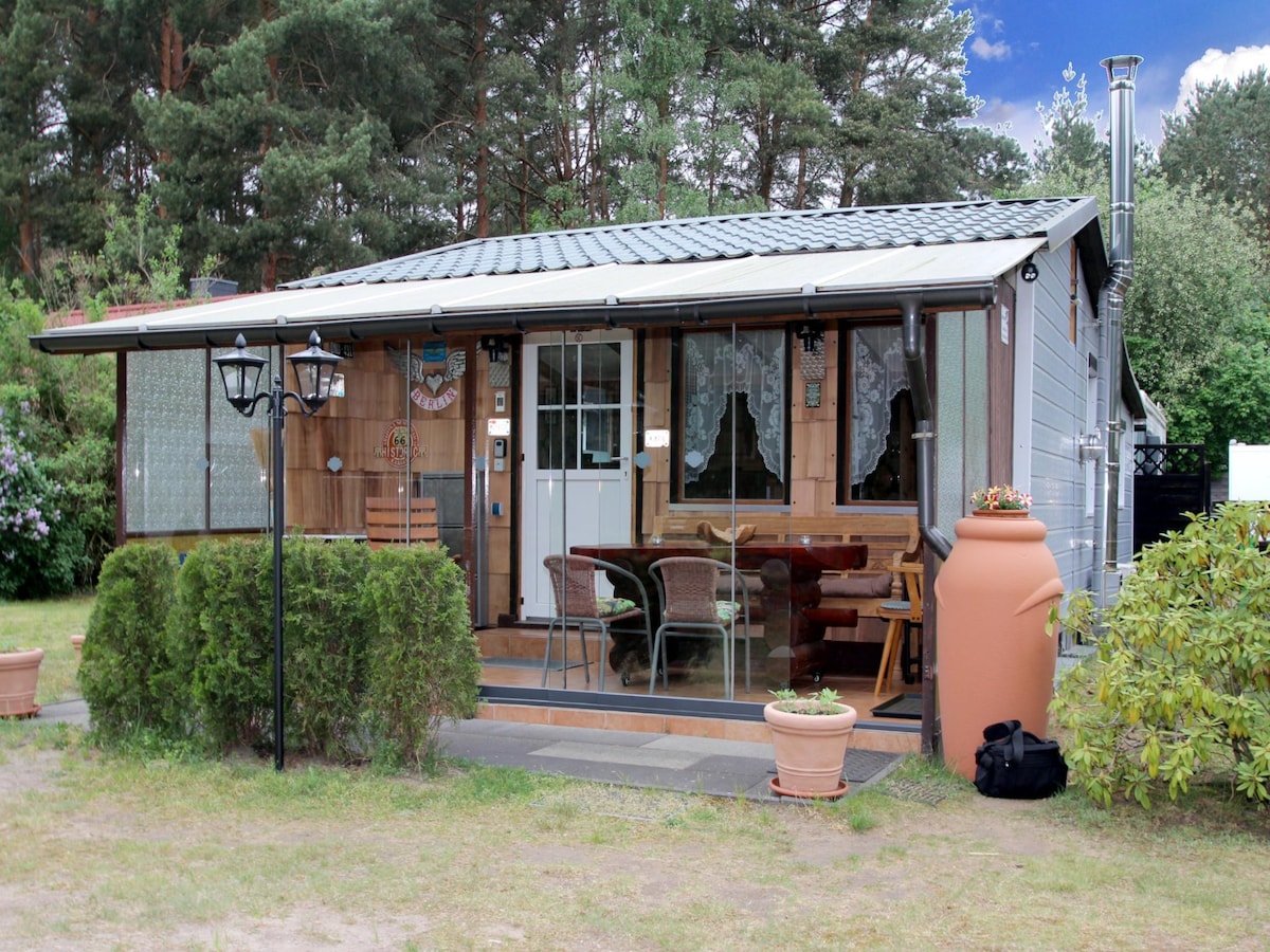 4-persoons bungalow in Wernsdorf op 800m van het meer in Duitsland