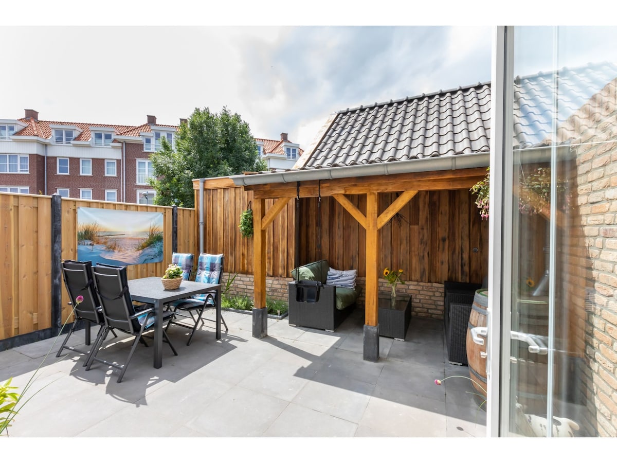 Modern vakantiehuis met tuin in Westkapelle voor 4 personen in Westkapelle