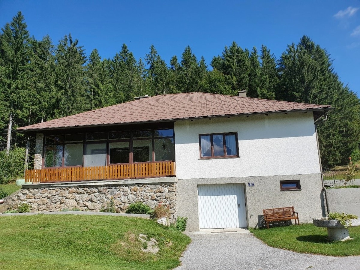 Ruim vakantiehuis in Altmelon voor 6 personen in het Waldviertel