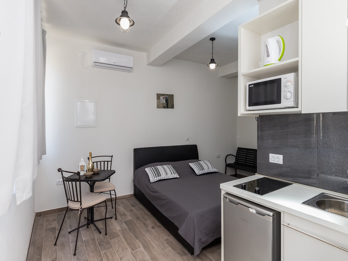 Sfeervol studio-appartement in Dubrovnik voor 2 personen in Dubrovnik