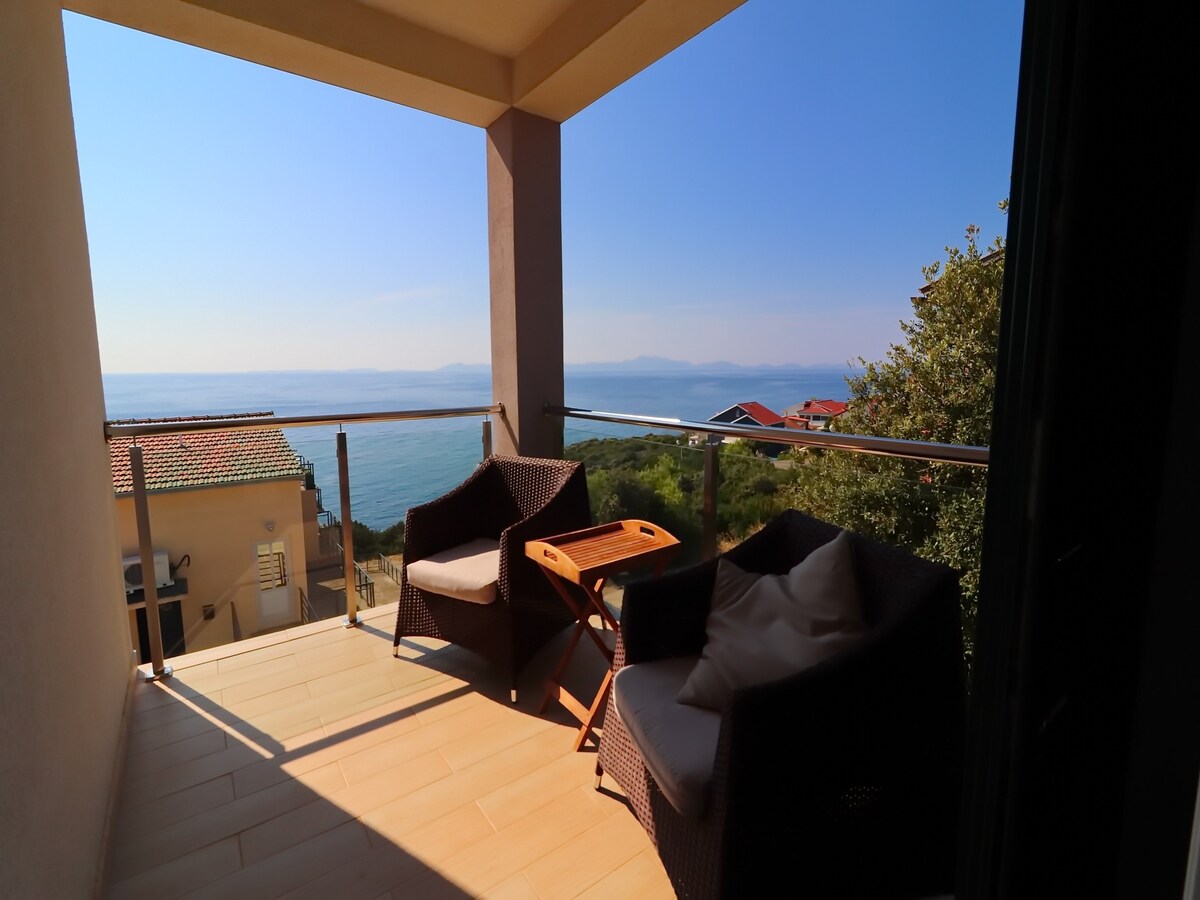 Aan zee: Ruime villa met privézwembad in Korčula voor 10 personen in Korčula