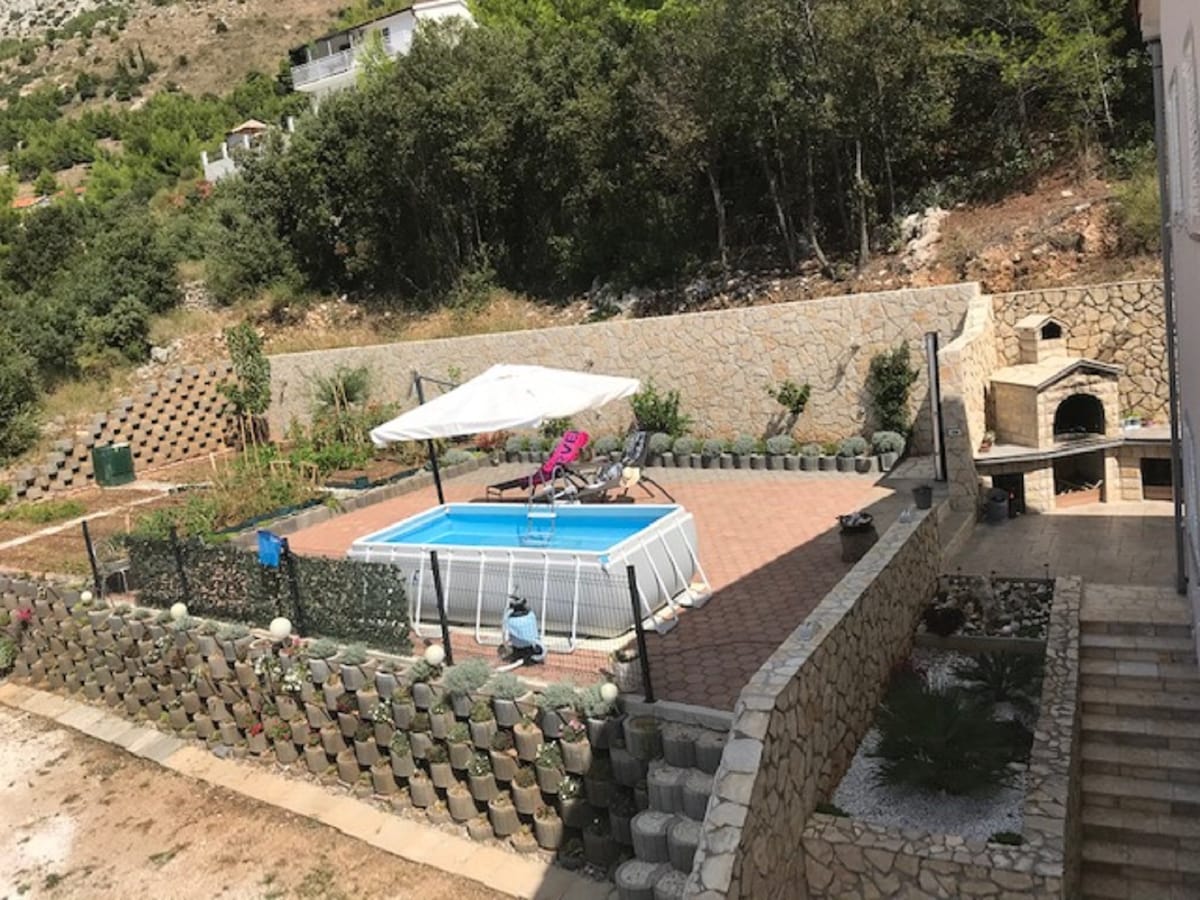 Op 500 m van het strand: Studio met zeezicht in Stanici in Stanici