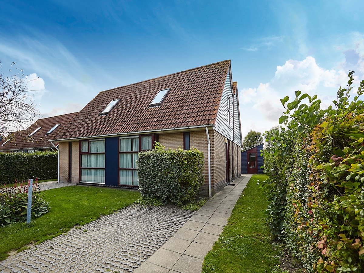 Ruim vakantiehuis voor 8 personen in Heinkenszand in Heinkenszand