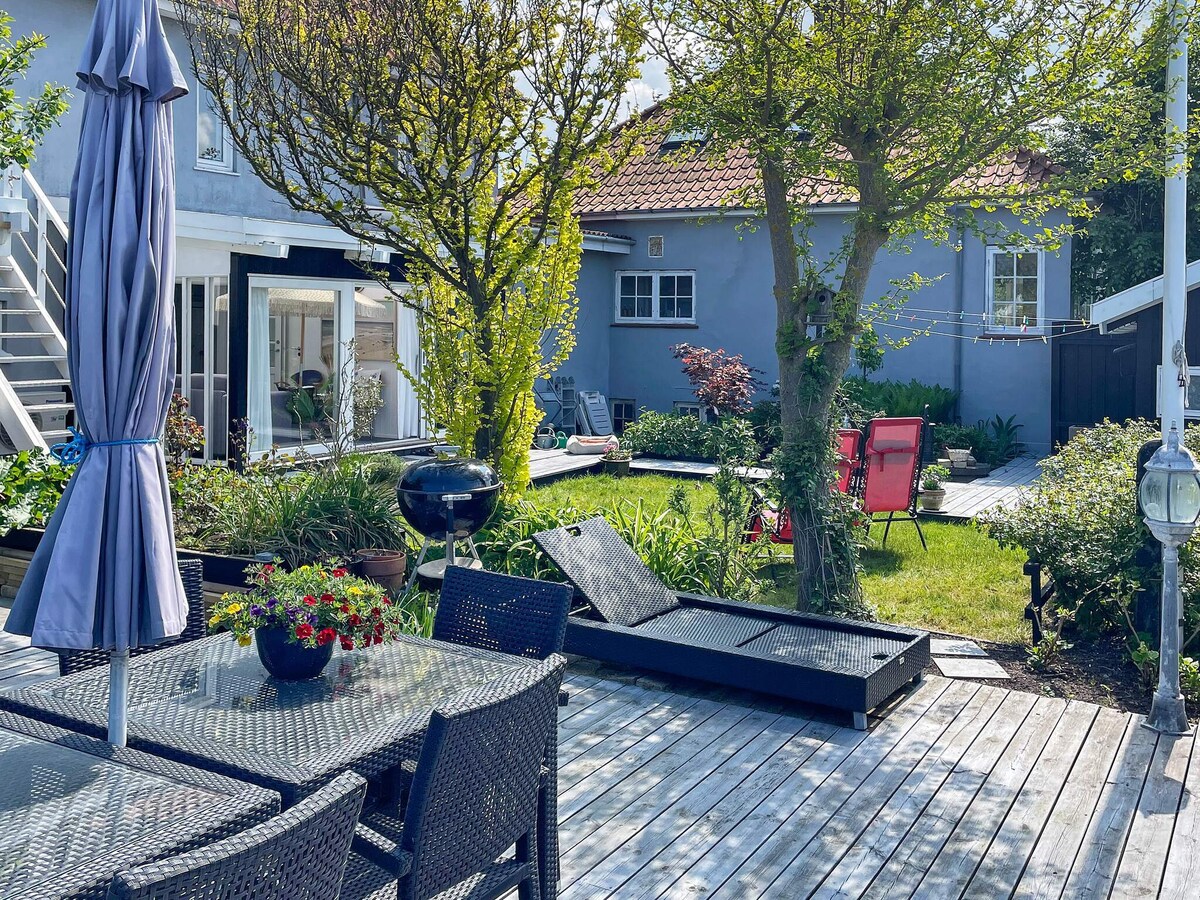 Gezellig vakantiehuis in Otterup met panoramisch uitzicht op het water in Otterup