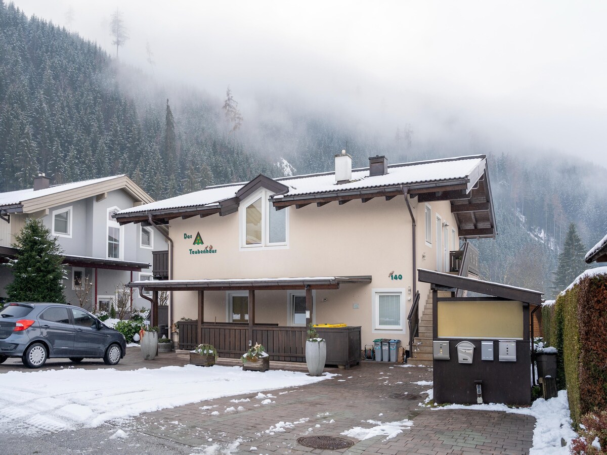 Wellness vakantiehuis in Hollersbach im Pinzgau nabij de piste in Hollersbach im Pinzgau