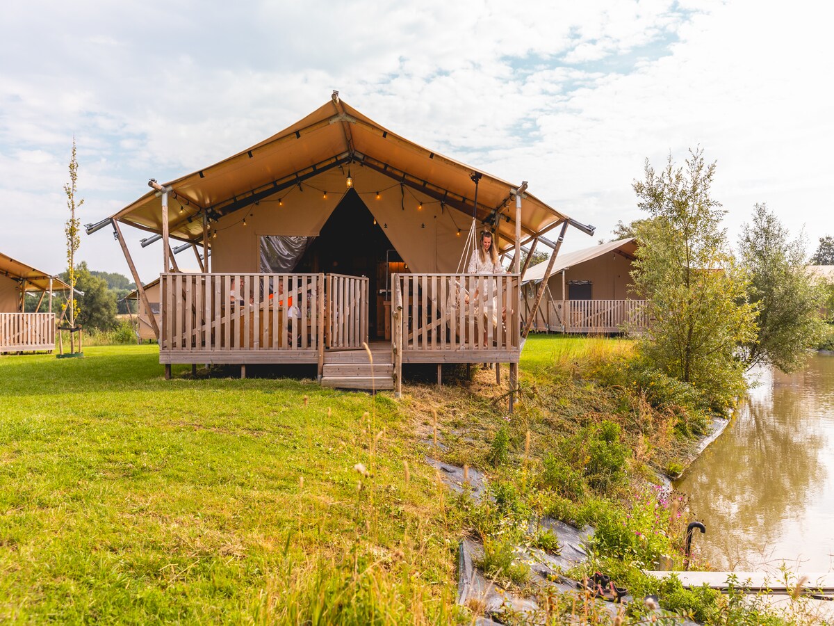 Luxe safarilodge voor 6 personen in Andijk in Andijk