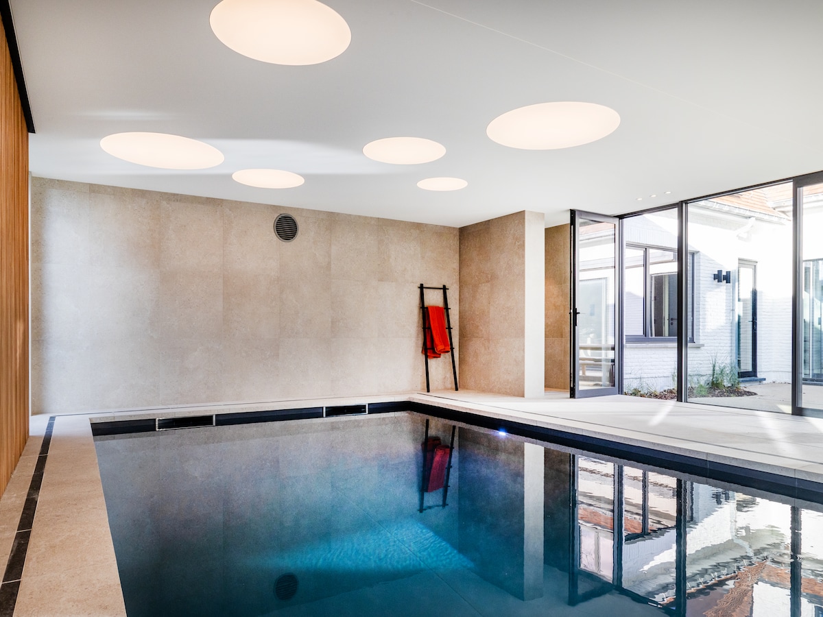 14-persoons vakantiehuis met privézwembad en wellness in Koksijde