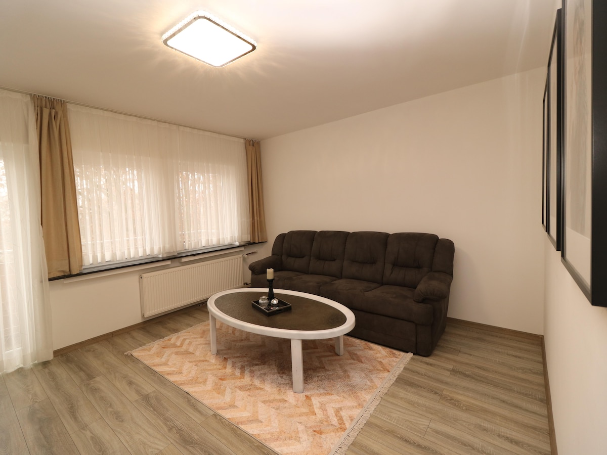 Stijlvol appartement in Essen Frohnhausen met terras en uitzicht in Essen