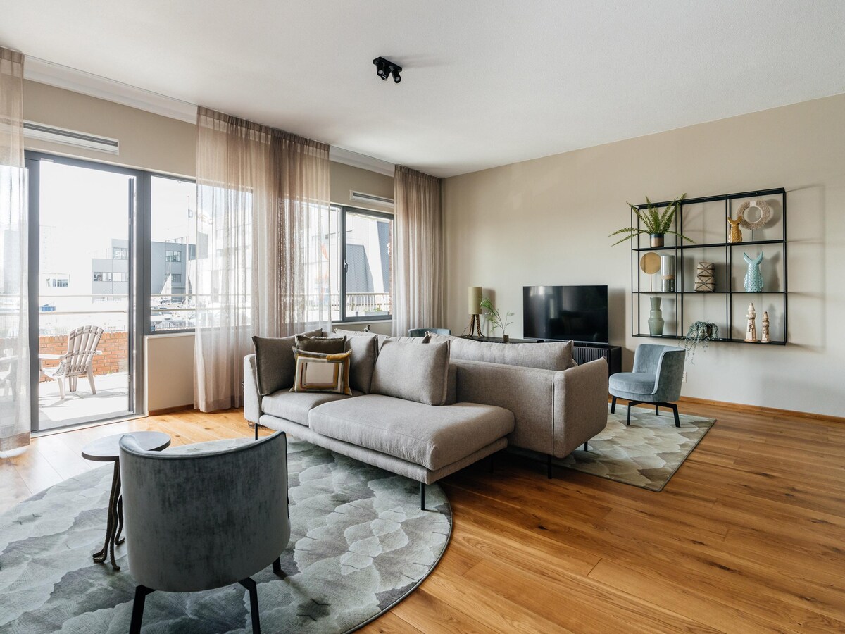Op 900 m van het strand: ruim appartement in Scheveningen · 5 pers. in Scheveningen