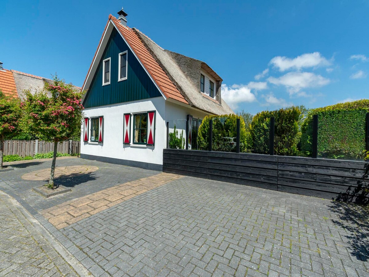 5-persoons villa in Callantsoog op 950 m van het strand in Callantsoog