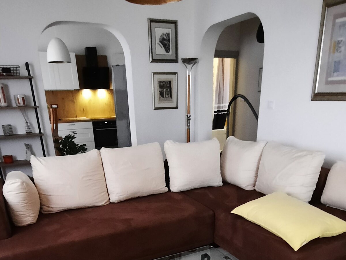 Op 400 m van het strand: Ruim appartement in Vrsi voor 5 personen in Vrsi