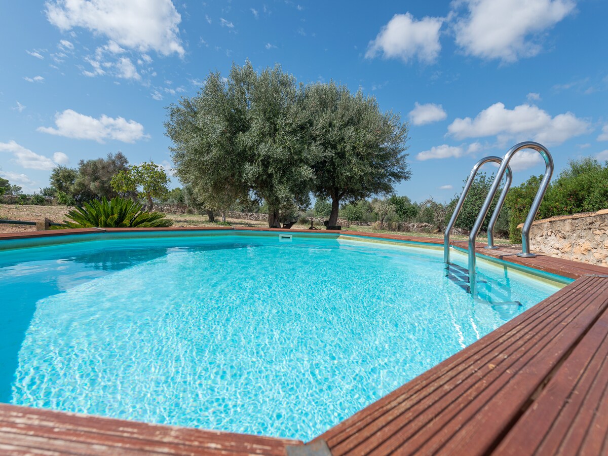 4-persoons appartement in Llubi met privézwembad in Llubí