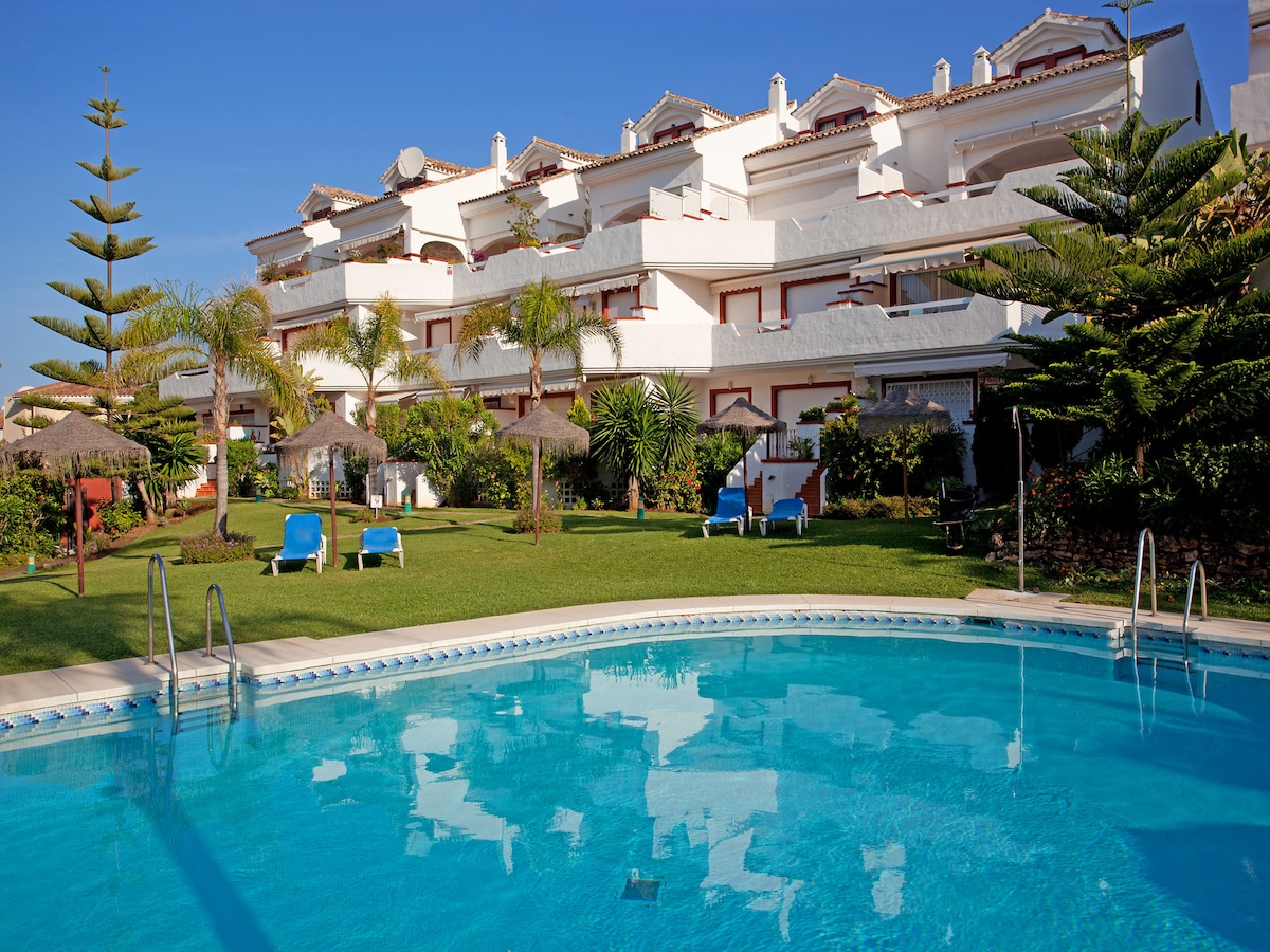 Licht en ruim appartement nabij het strand in Marbella in Marbella