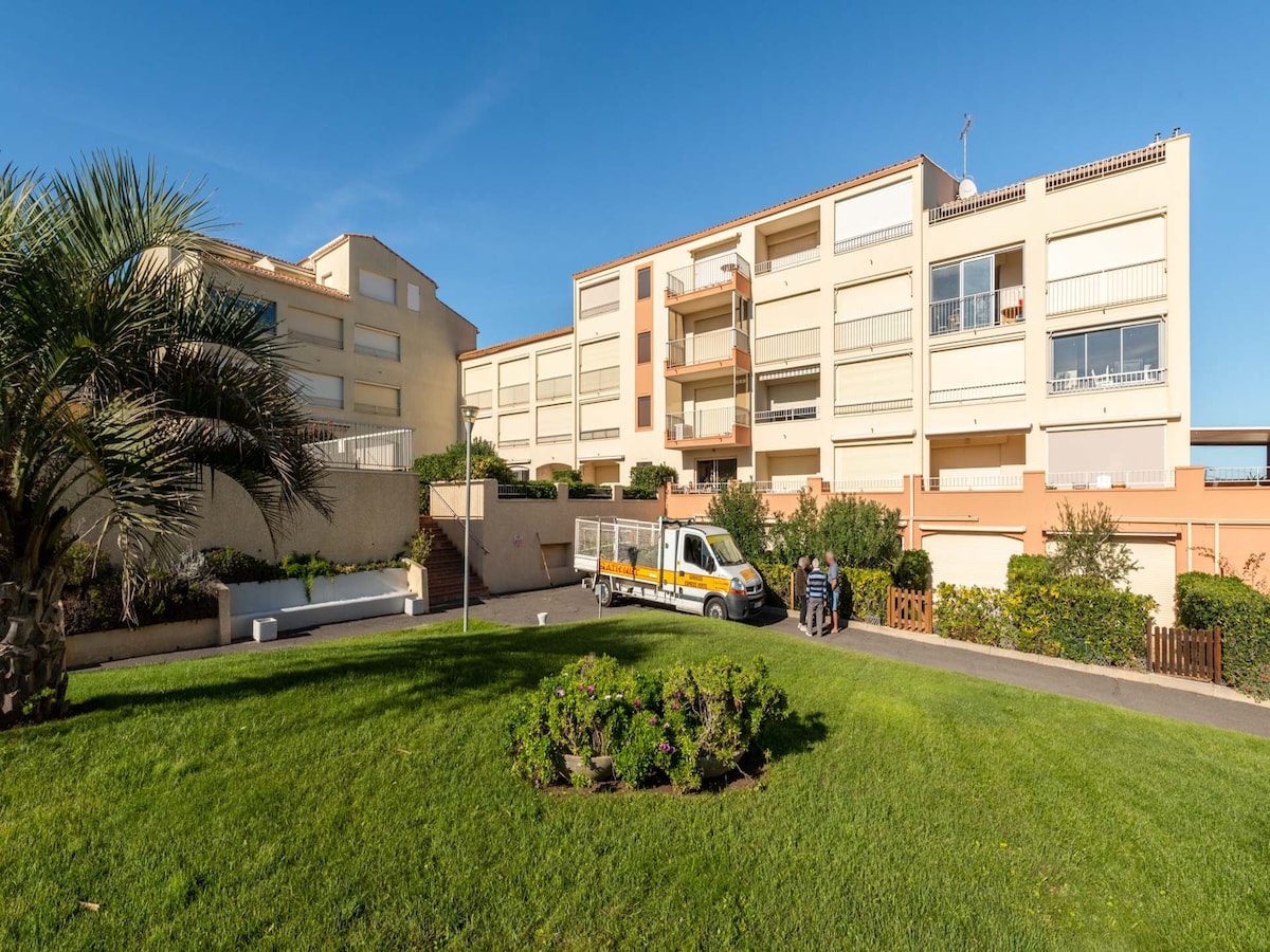 Centraal gelegen appartement in Agde vlakbij het strand · 6 pers. in Agde