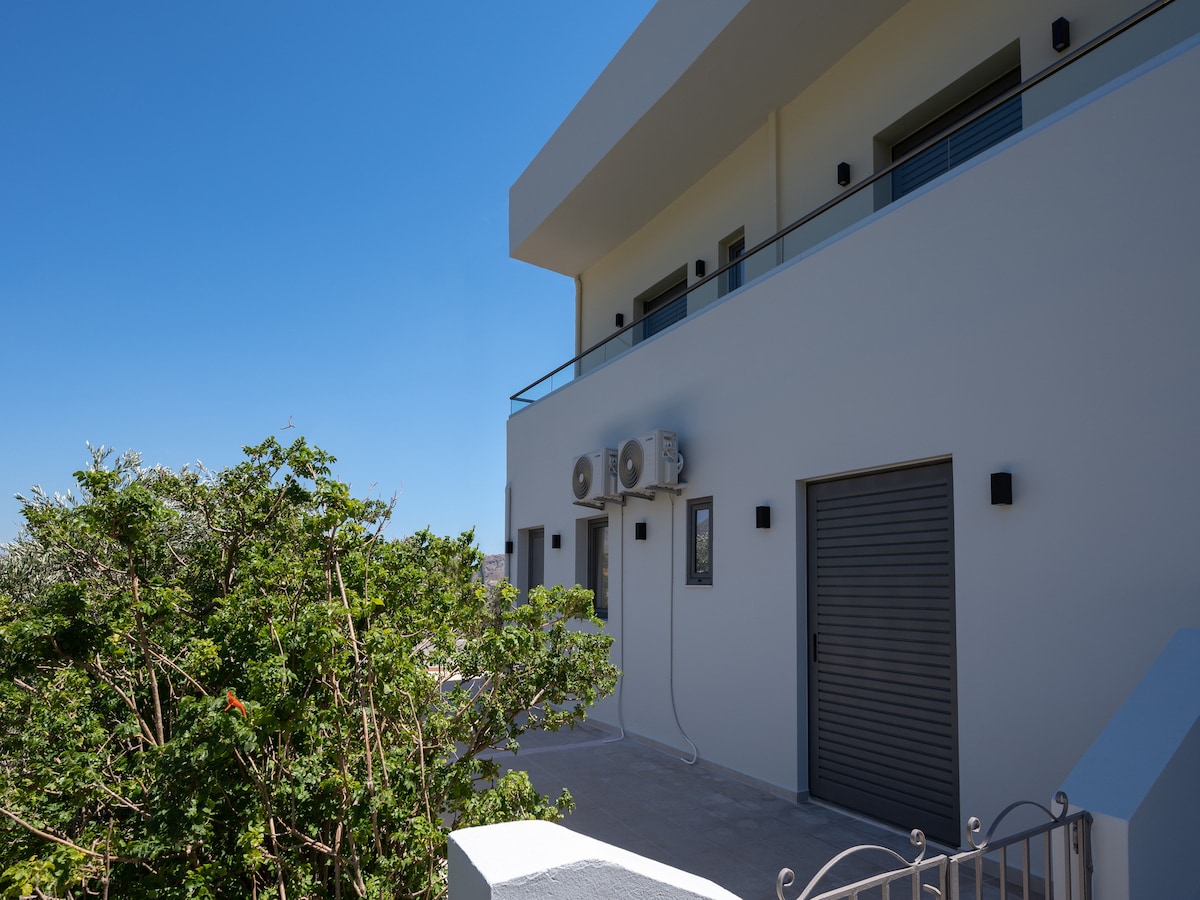 7-persoons villa met privézwembad in centrum Plakias in Plakias