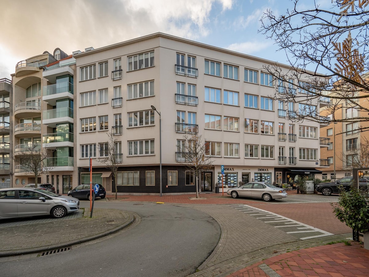 Ruim appartement voor 8 personen in Knokke-Heist in Knokke-Heist