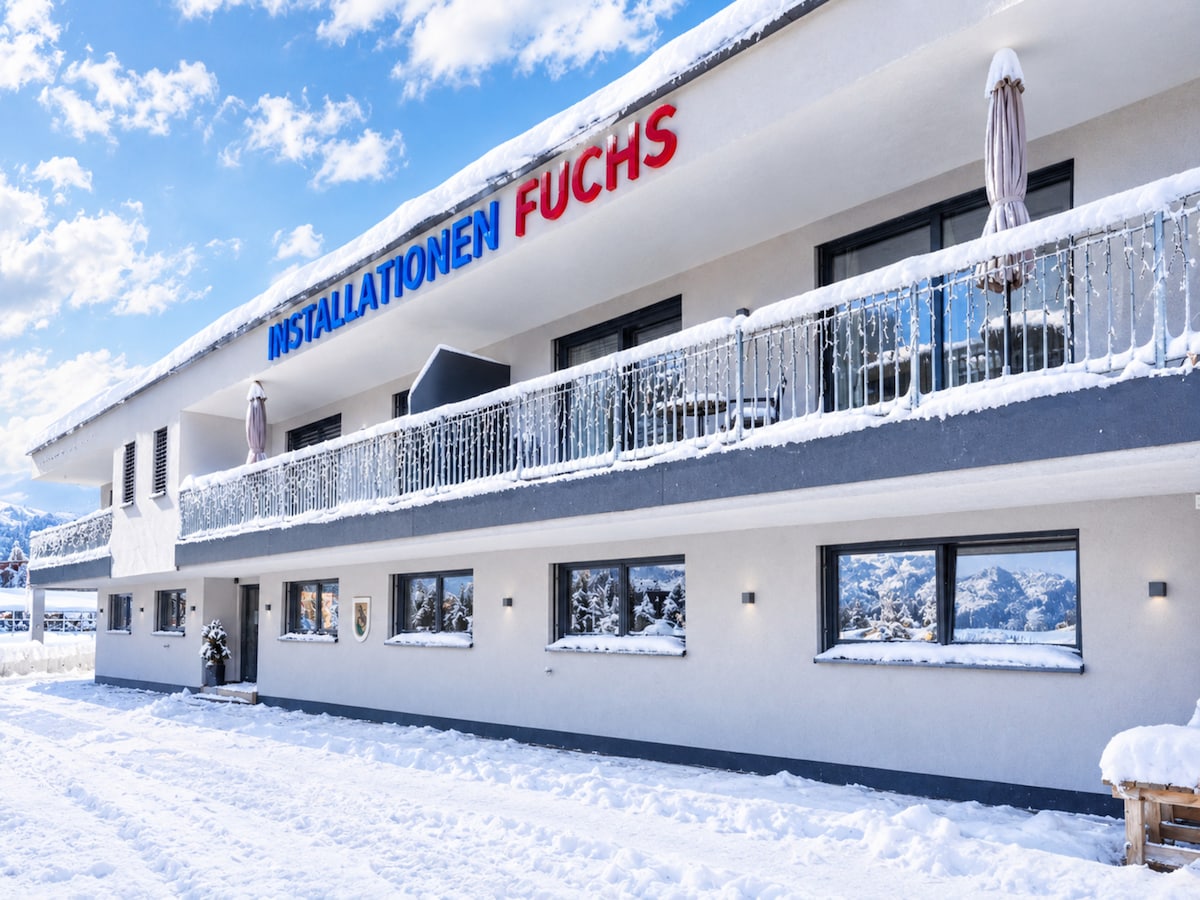 Aan de piste: Ruim penthouse voor 8 personen in Jochberg, Tirol in Jochberg