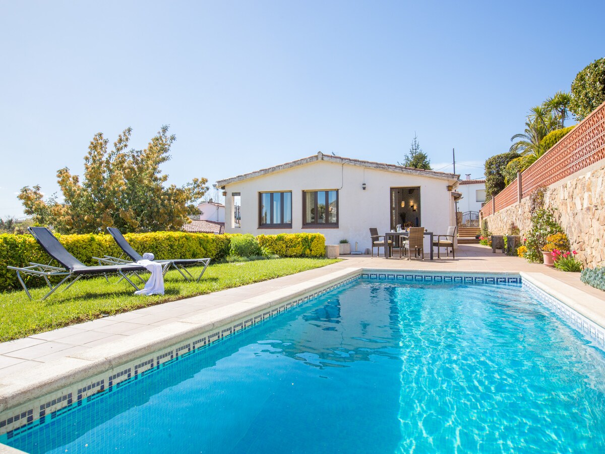 Villa met privézwembad in Blanes voor 6 personen in Blanes