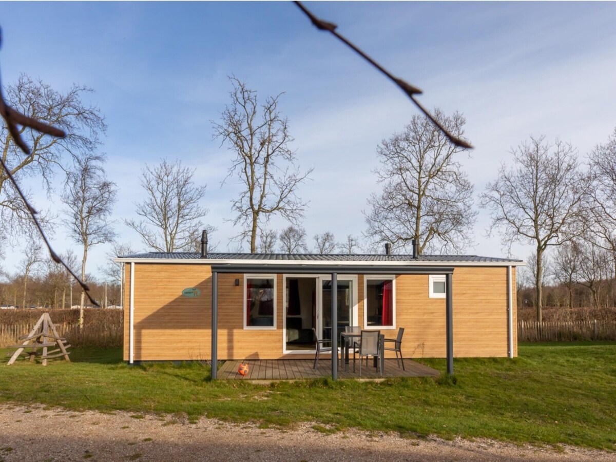 Luxe vakantiehuis 'Bosdier' in Burgh-Haamstede voor 4 personen in Burgh-Haamstede