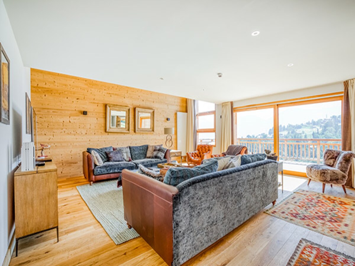 Ruim appartement in Combloux met uitzicht op Mont Blanc in COMBLOUX