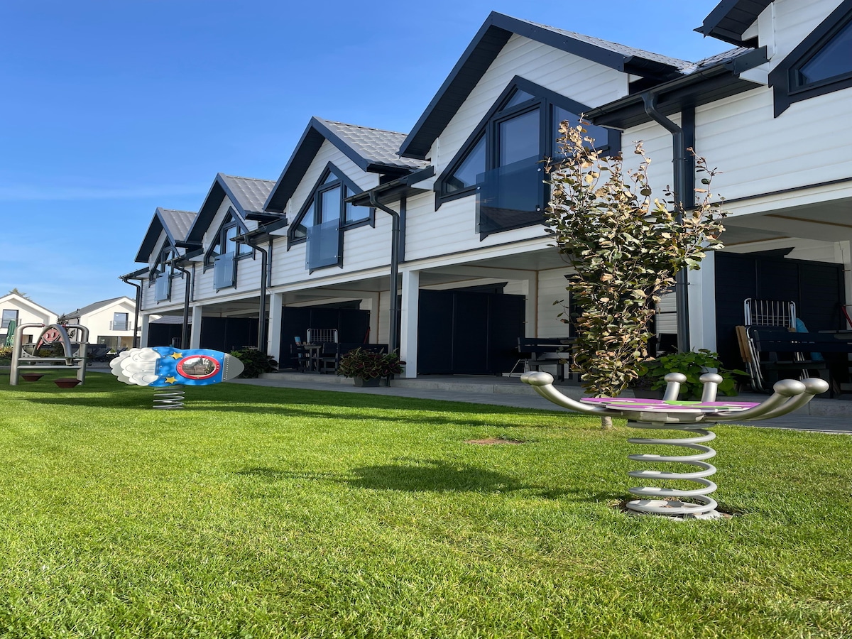 Aan zee: Luxe vakantiehuis met wellness in Sianozety voor 6 personen in Sianozety
