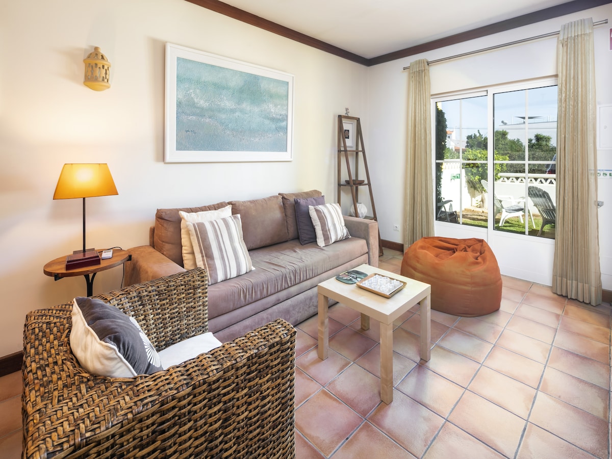 Centraal gelegen vakantiehuis in Benagil direct aan het strand · 2 slk in Benagil