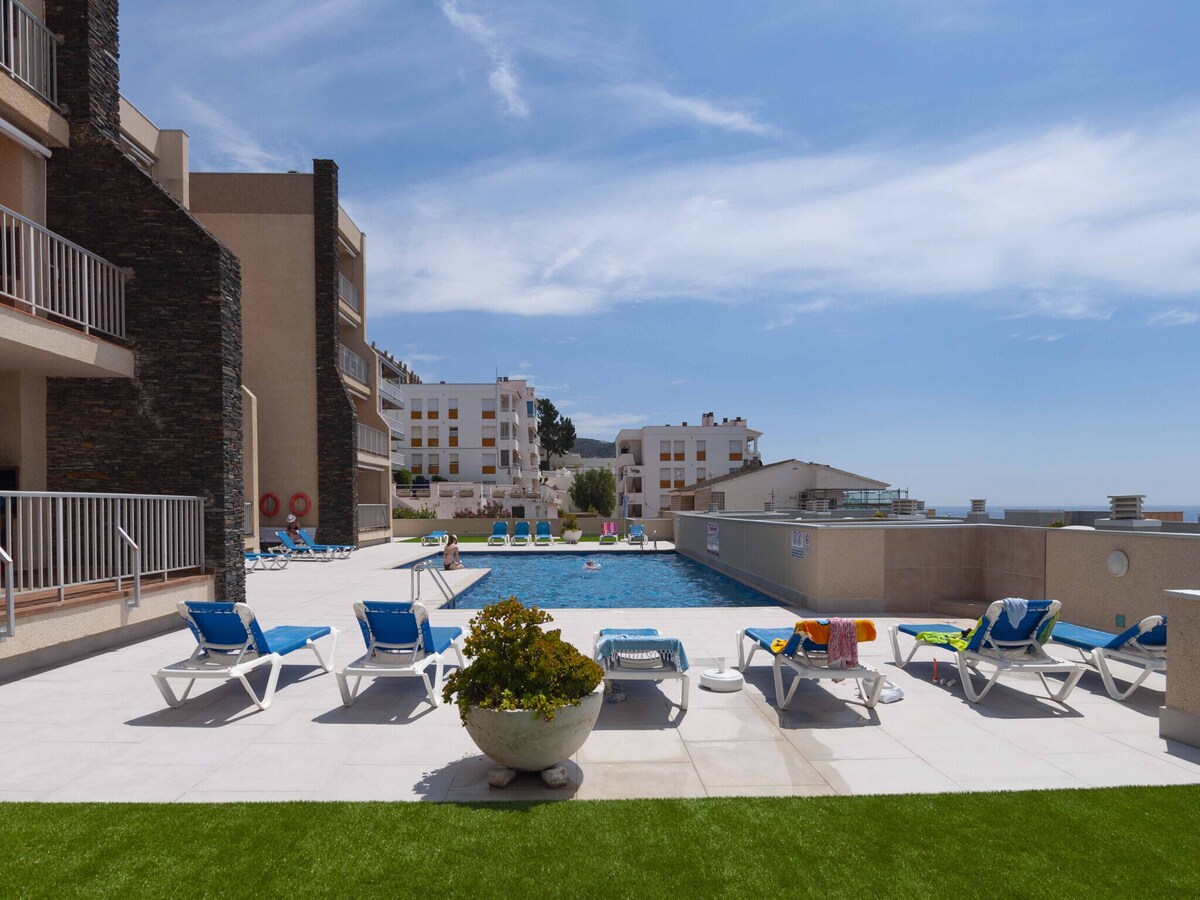 Op 700m van het strand: Ruim appartement in Rosas voor 6 personen in Rosas / Roses