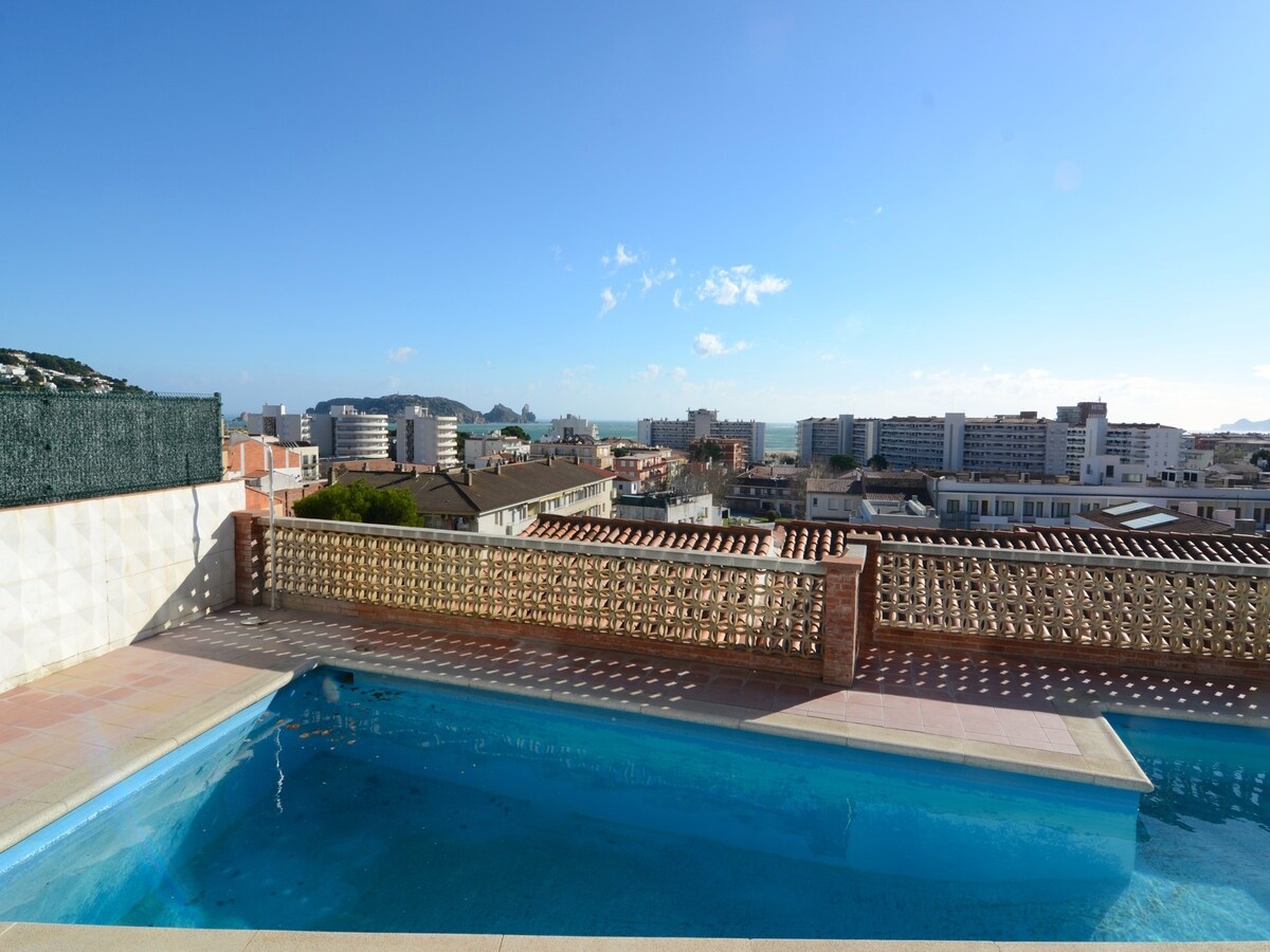 8-persoons appartement in centrum Estartit op 600m van het strand in Estartit