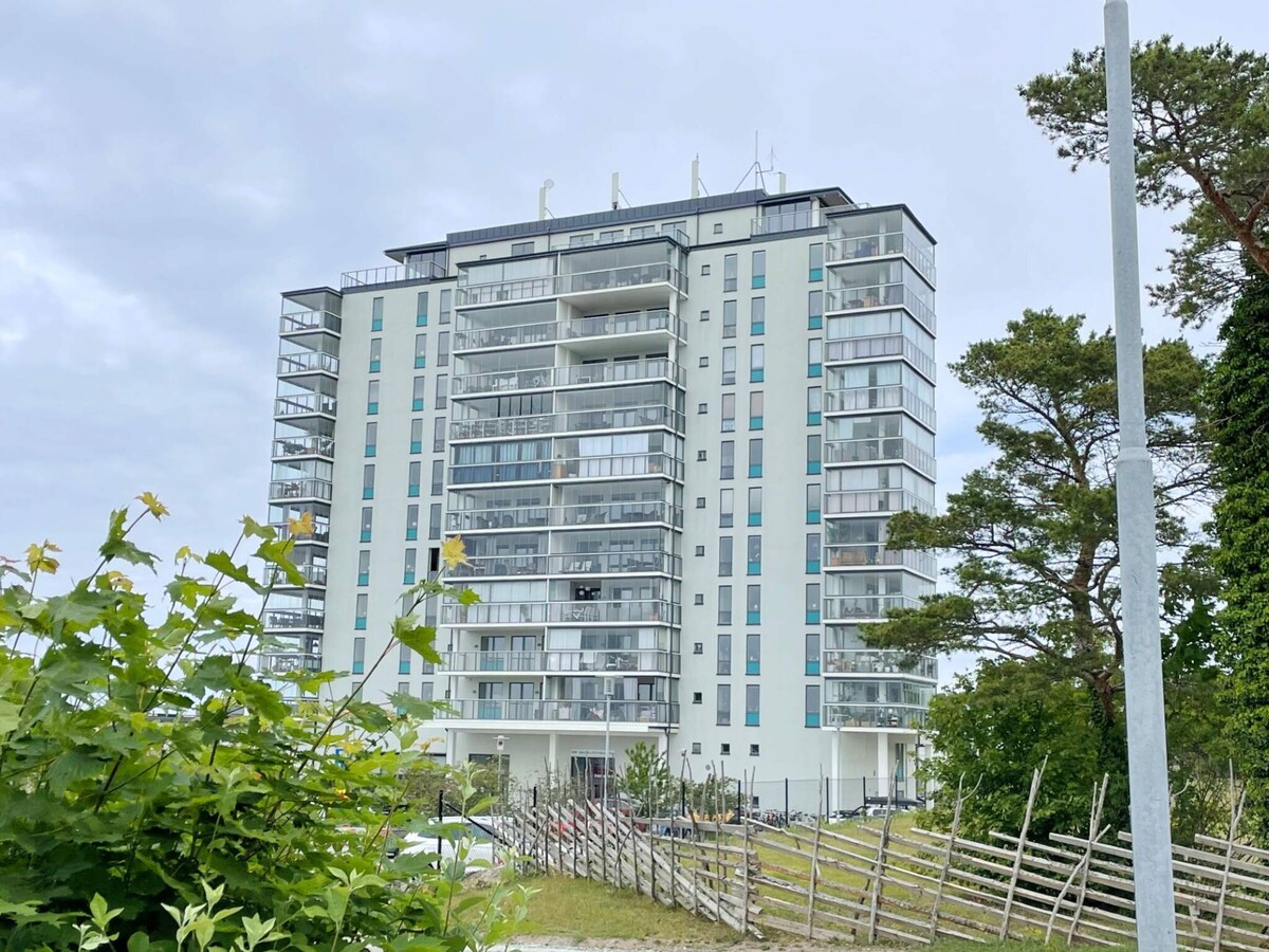 Vakantiehuis aan zee in Visby met uitzicht en balkon in Visby