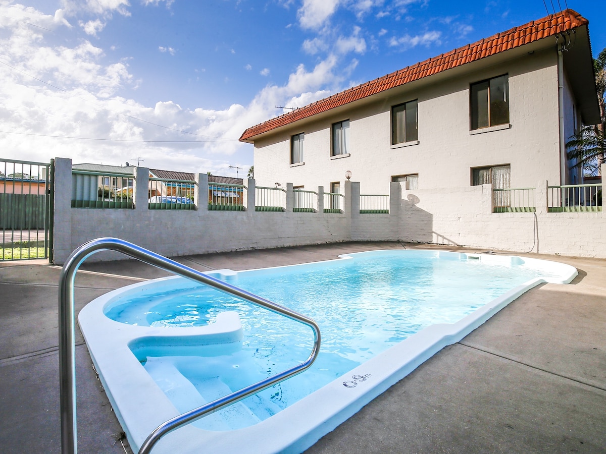 Charmant appartement met uitzicht op de baai in Batemans Bay in Batemans Bay
