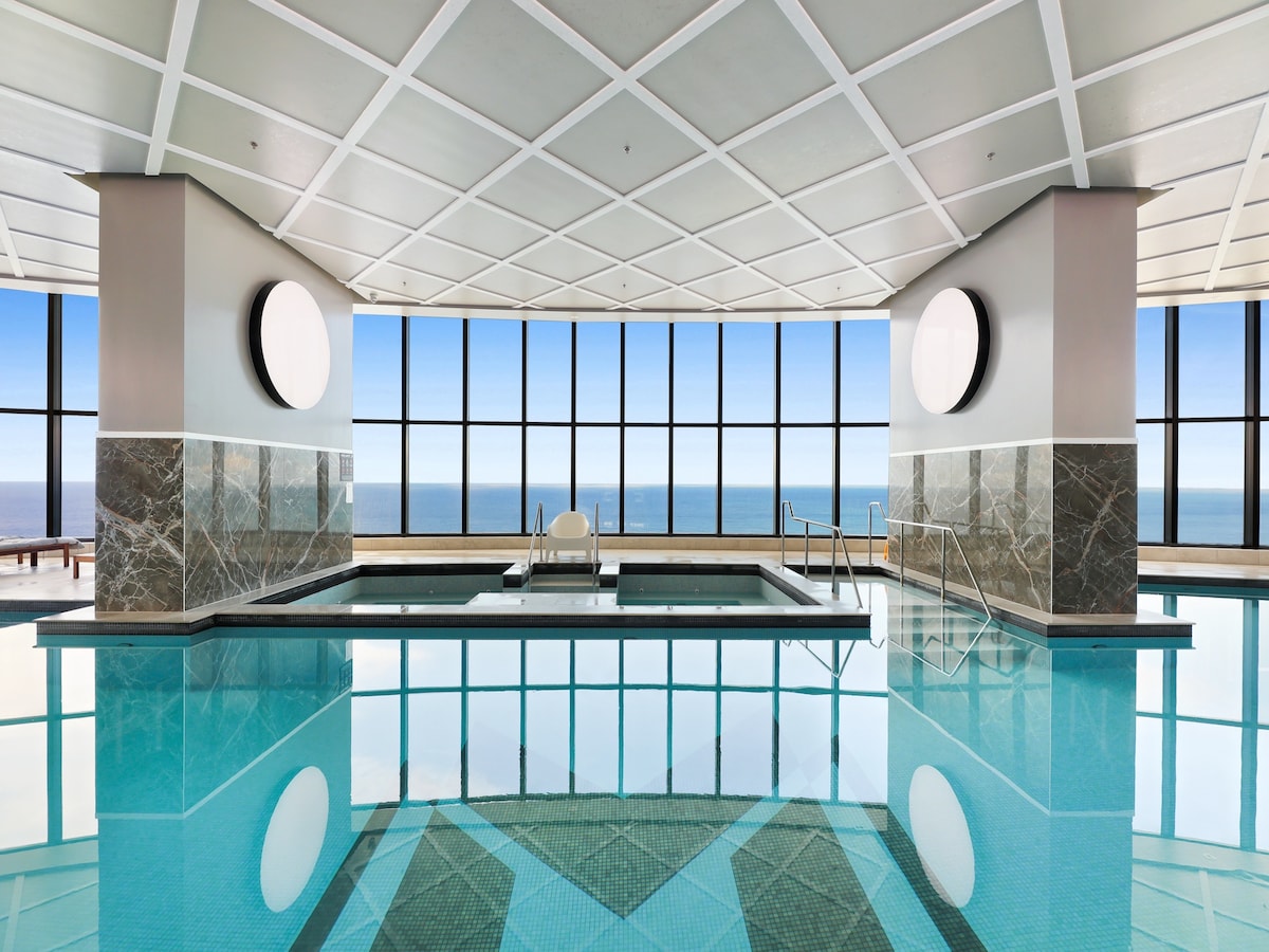 Luxe appartement in Surfers Paradise met uitzicht op de oceaan in Surfers Paradise