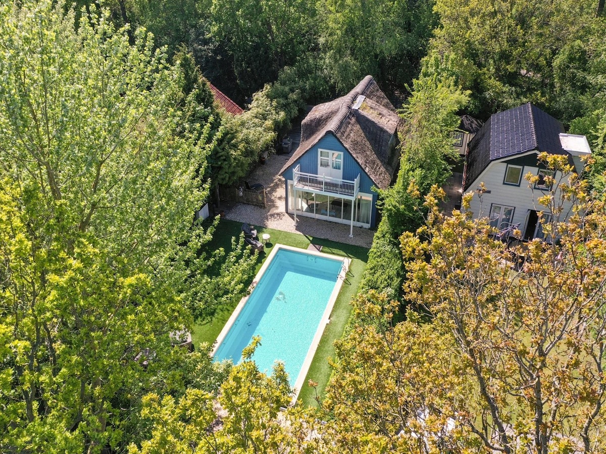 Villa met privézwembad in De Koog voor 4 personen