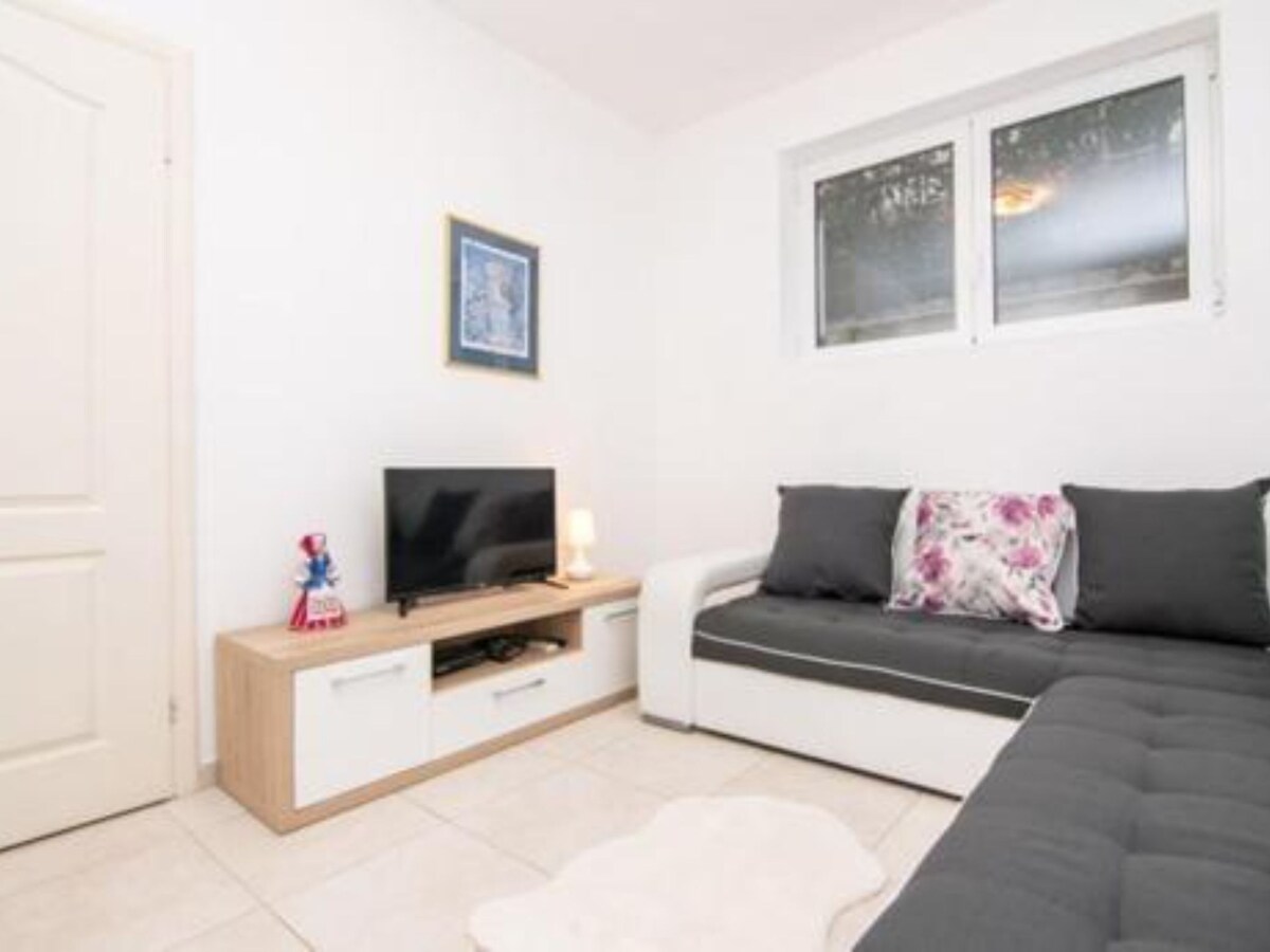 Apartments Savić near the Sea 5 in Herceg Novi