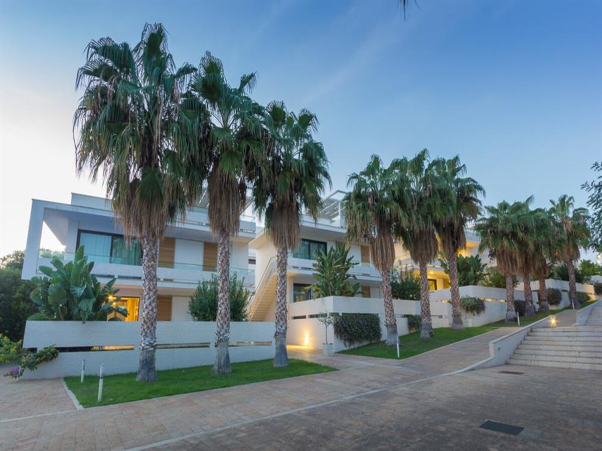 Op 850 m van zee: Modern appartement in Marina di Ragusa in Marina di Ragusa