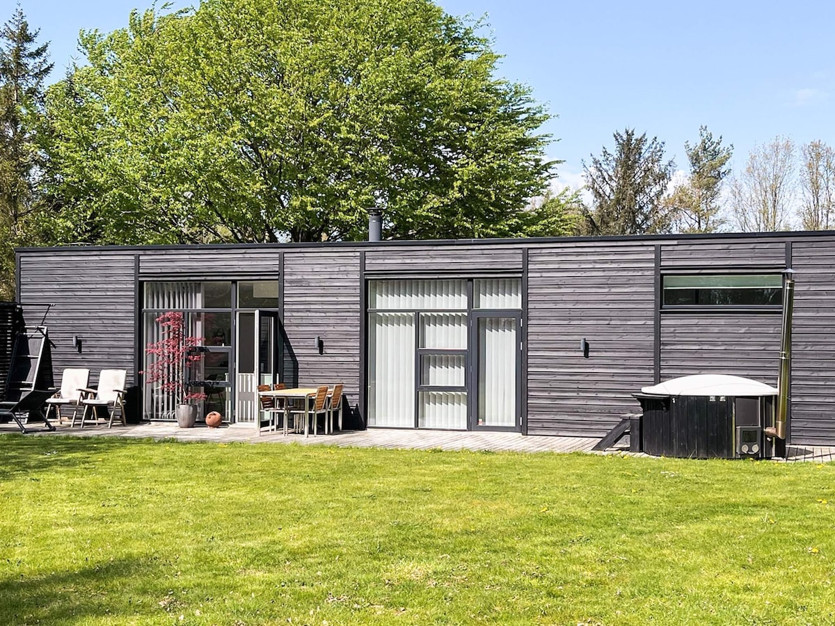 Modern vakantiehuis in Skals met uitzicht op Hjarbæk Fjord in Skals