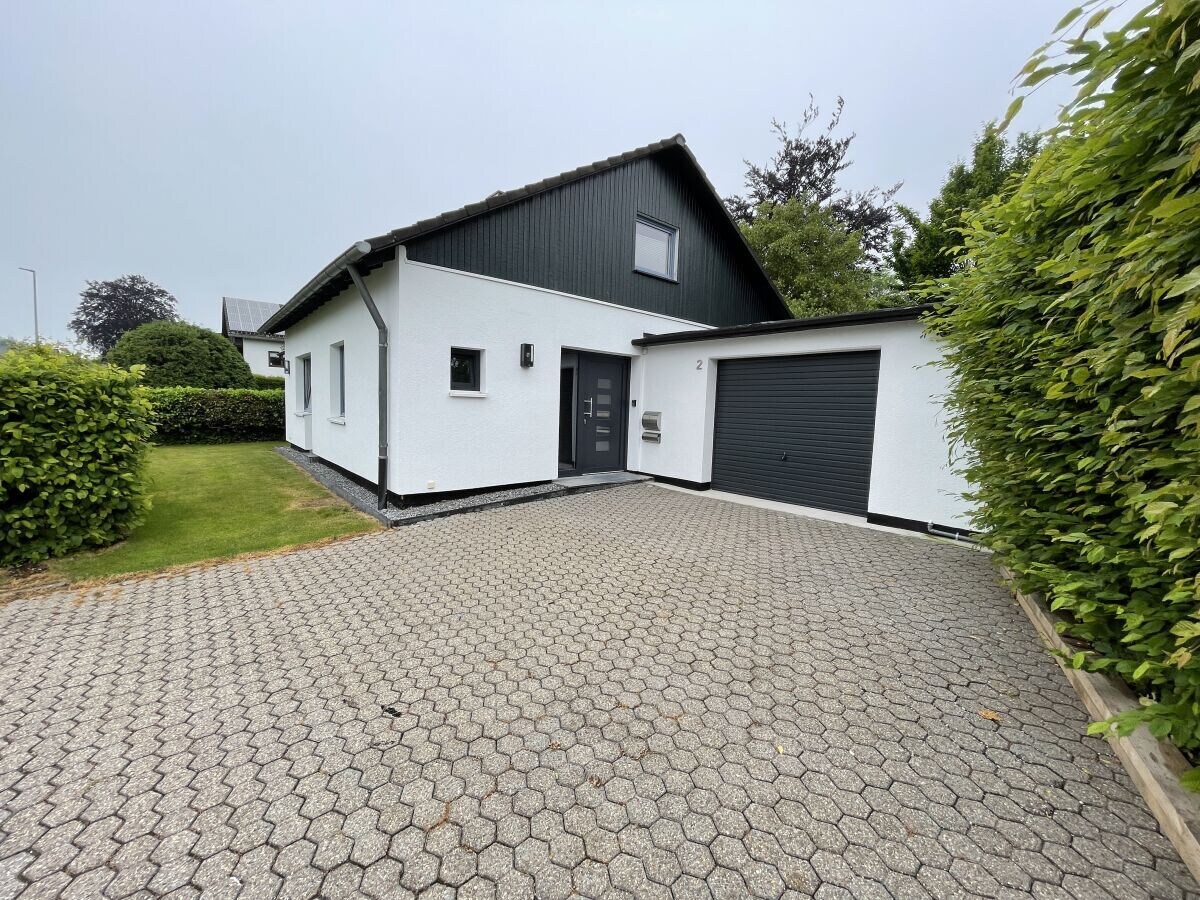 Op 1,0 km van centrum Monschau: modern vakantiehuis voor 6 personen in Monschau