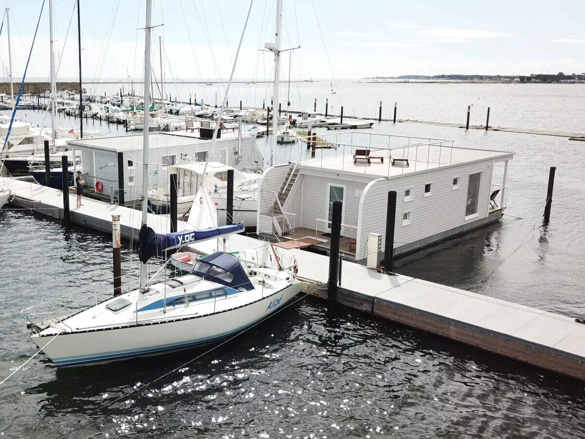 Op 1 km van het centrum: Unieke woonboot Sealoft in Grossenbrode in Großenbrode