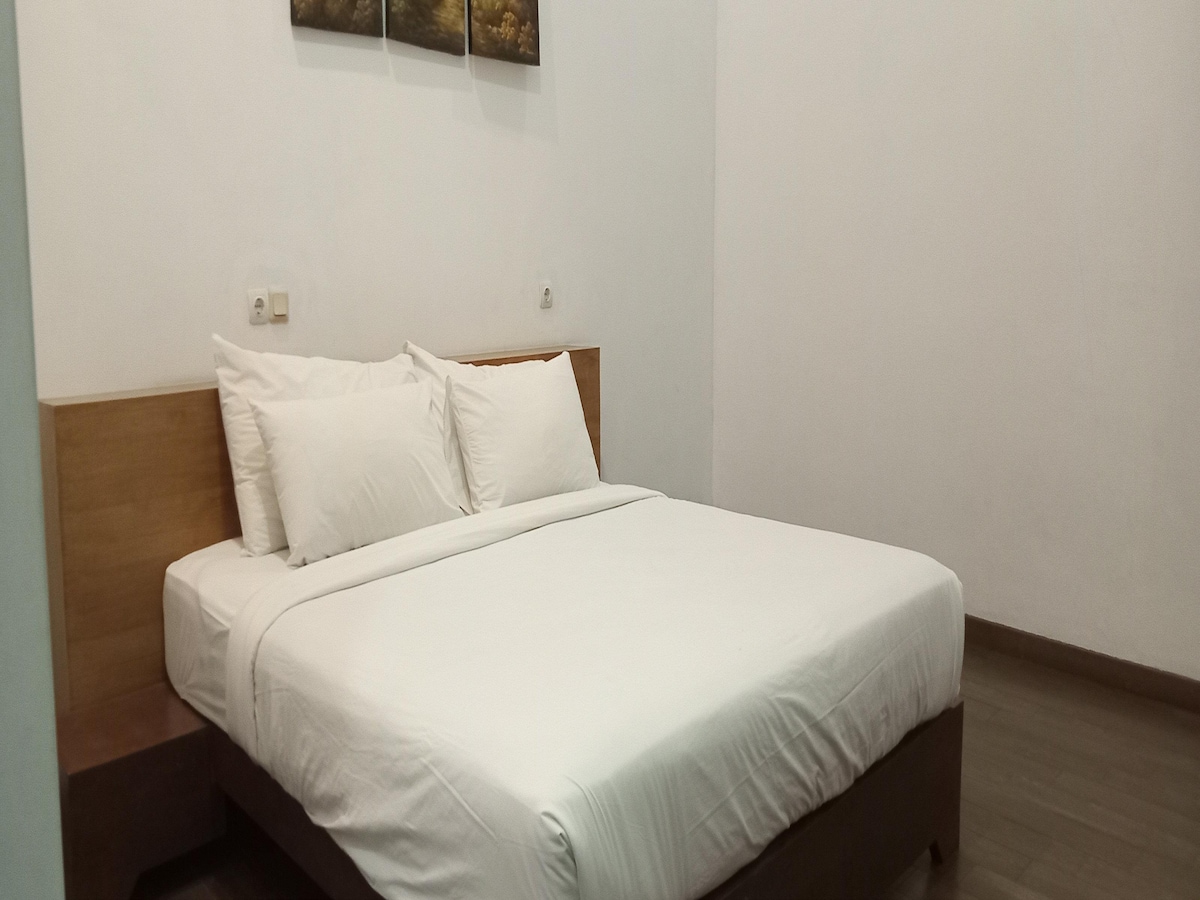 Pondokan Tjiburial Double Suite in Bandung