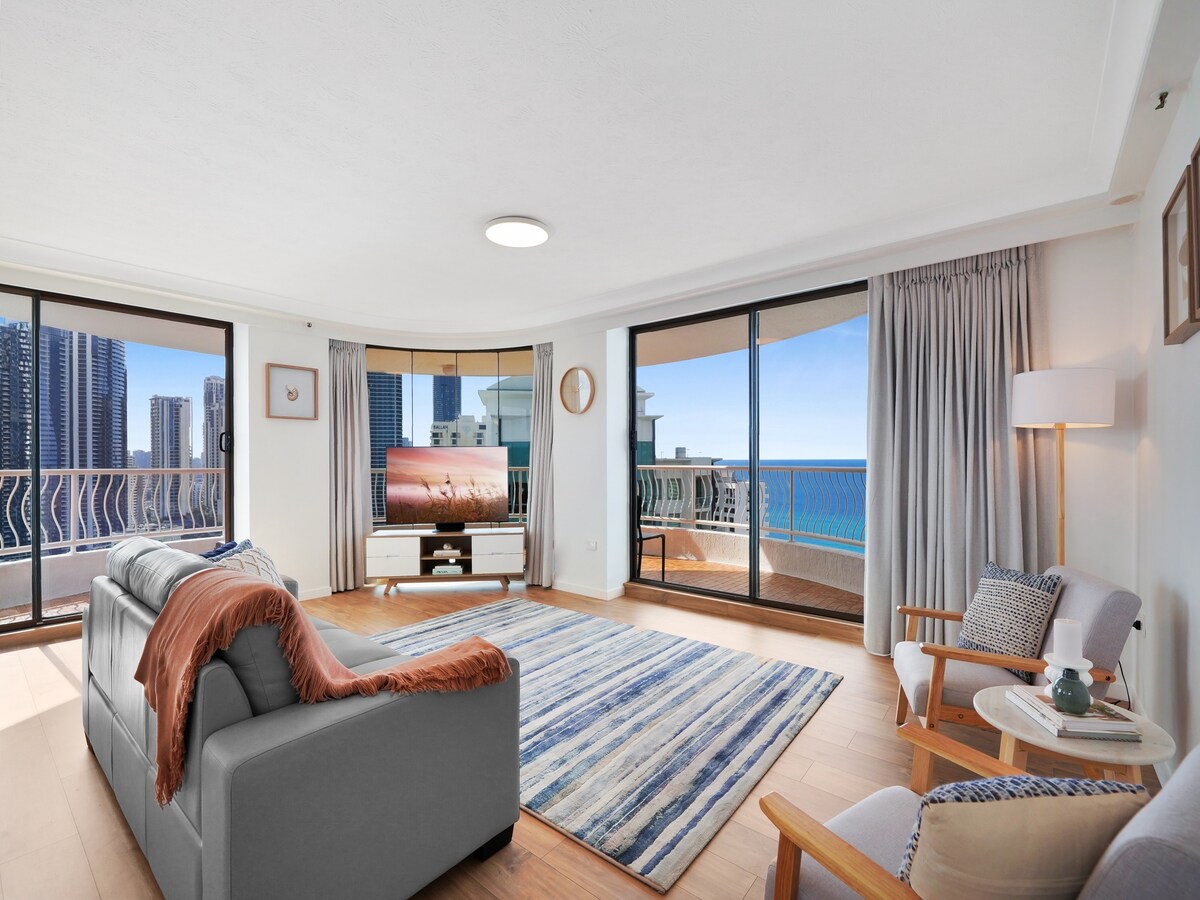 6a94fdf106ba5 in Surfers Paradise