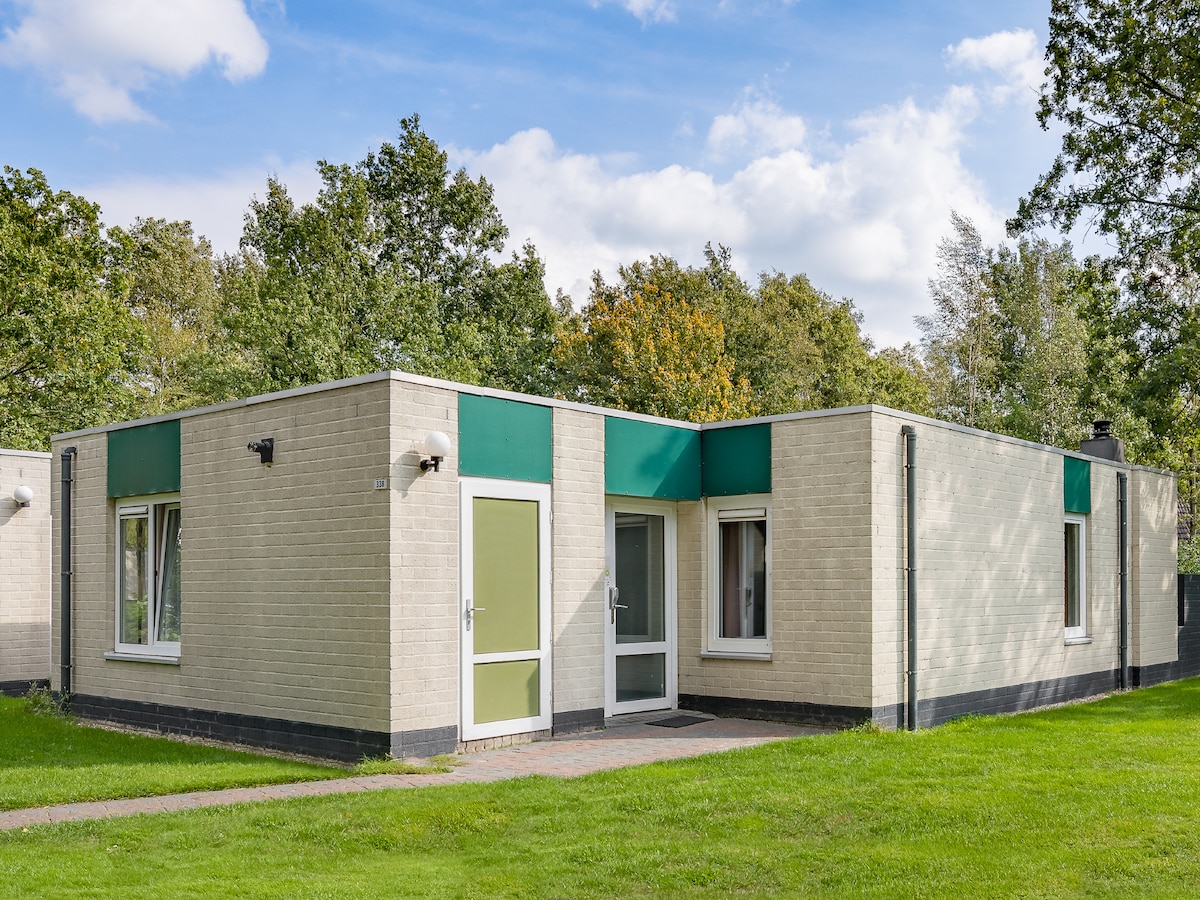 Ruim vakantiehuis voor 10 personen in Borger in Borger