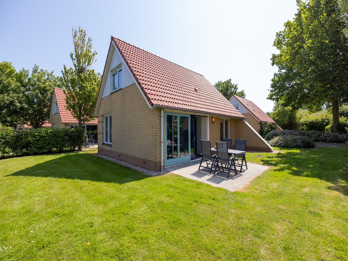 Ruim vakantiehuis voor 7 personen in Andijk bij het IJsselmeer in Andijk