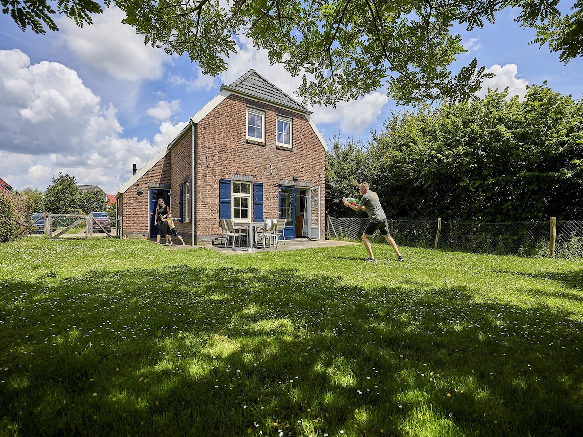 Sfeervolle villa voor 5 personen in Roggel in Roggel