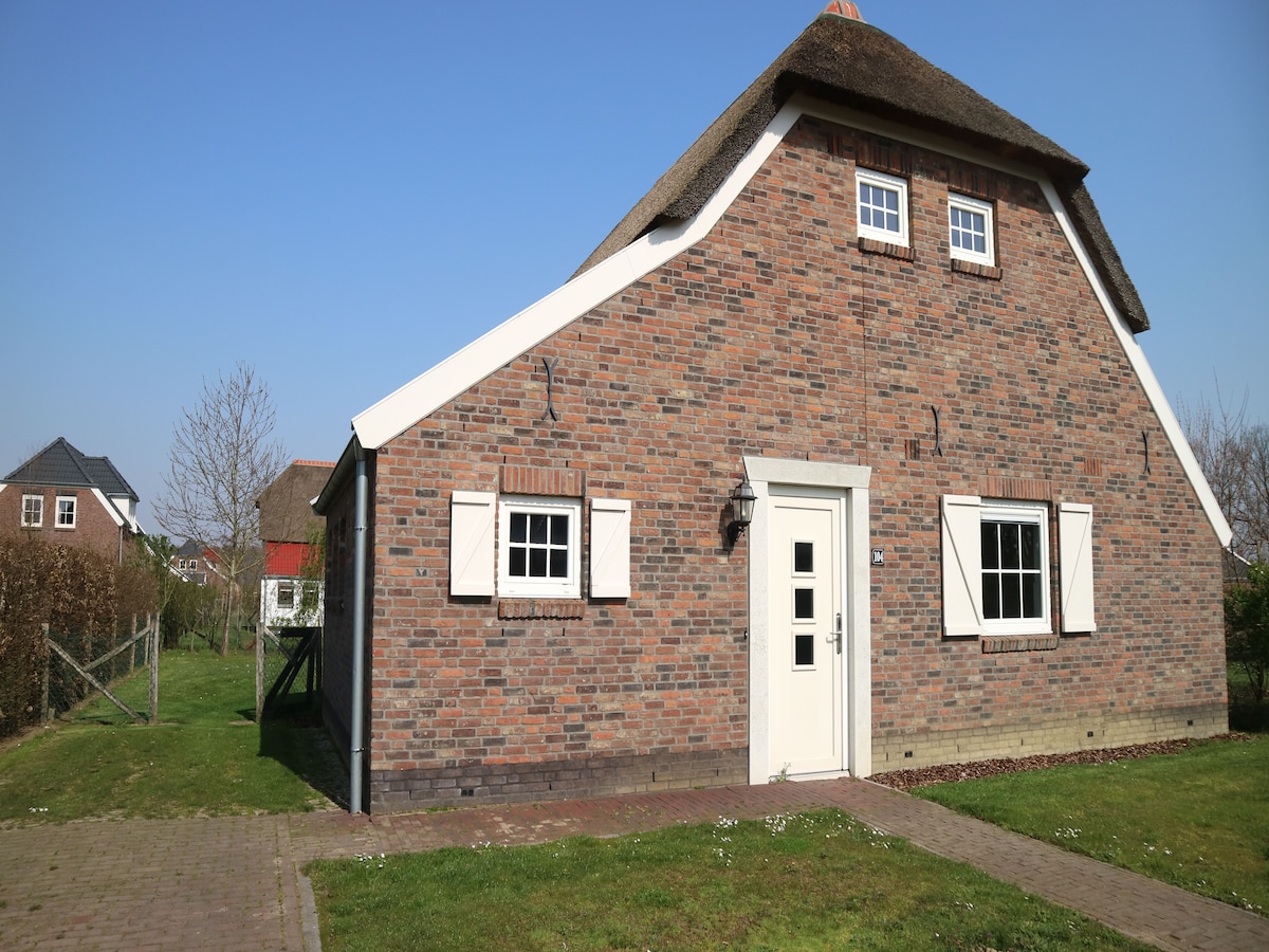 Sfeervolle villa voor 7 personen in Roggel in Roggel